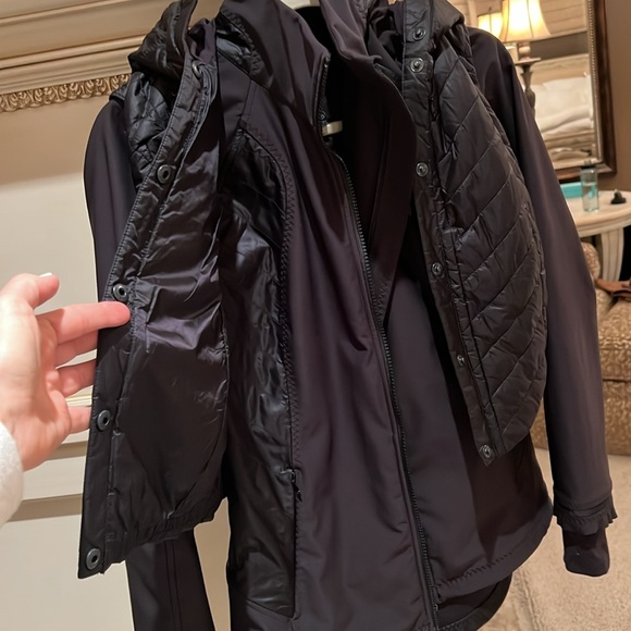 Lululemon two pice jacket size 6 - Picture 2 of 4